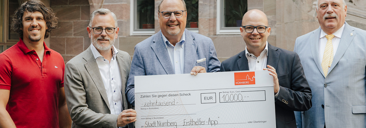 Scheck Spende ErsthelferApp